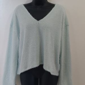 V-Neck fluffy sweater